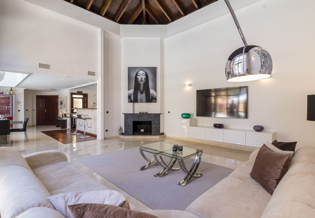 Byhus i Marbella - Casa Bahia de Banus