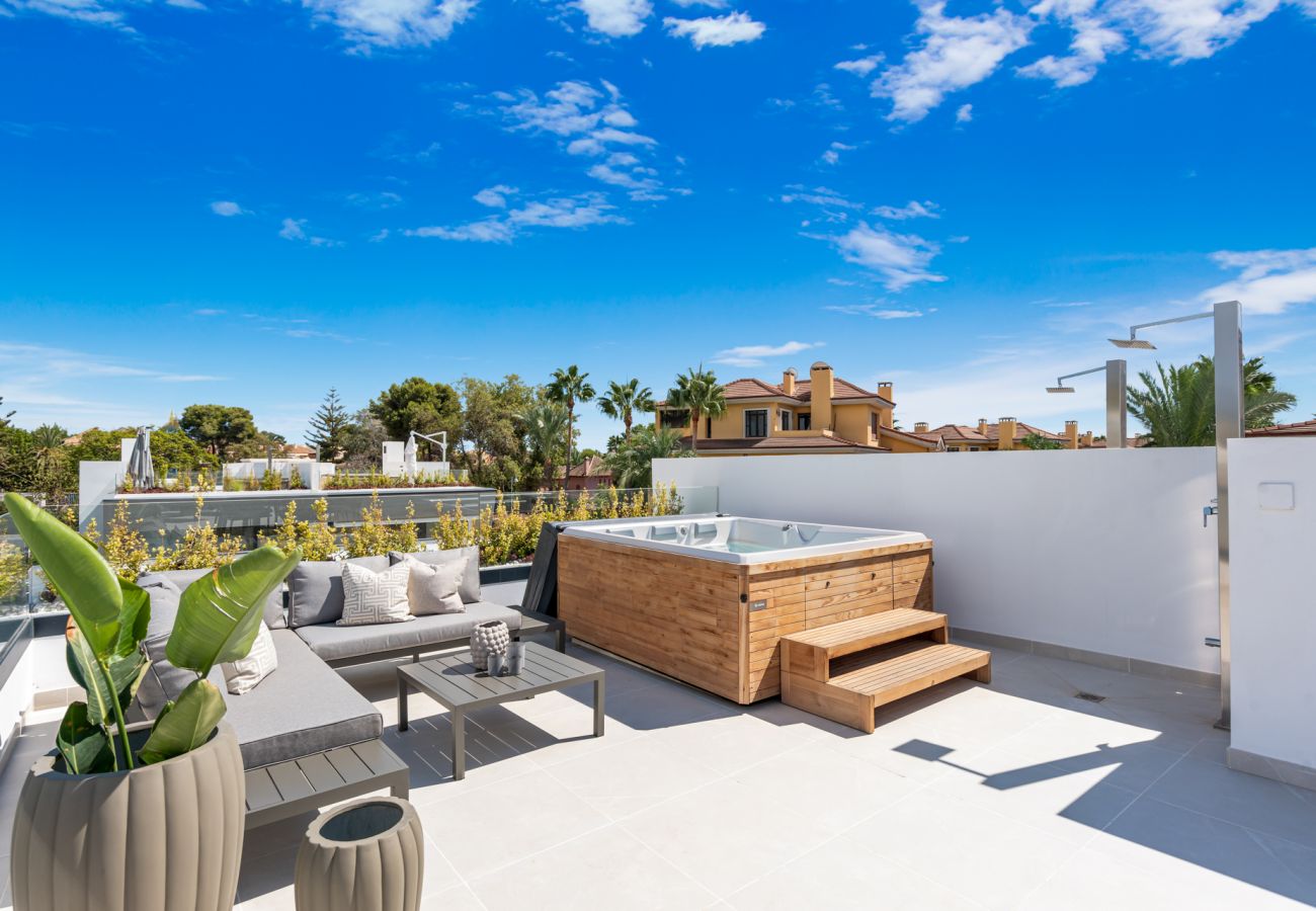 Byhus i Marbella - Banus Bay Townhouse