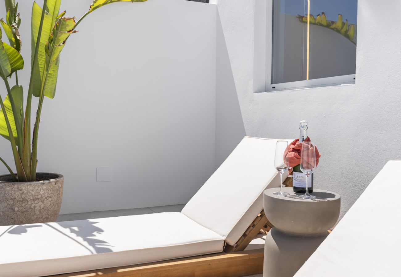 Byhus i Marbella - Playa Bella - Designer Beach Escape