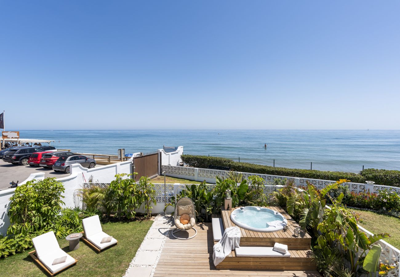 Byhus i Marbella - Playa Bella - Designer Beach Escape