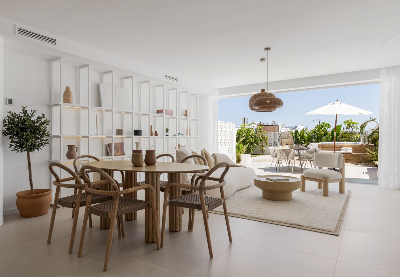 Byhus i Marbella - Playa Bella - Designer Beach Escape