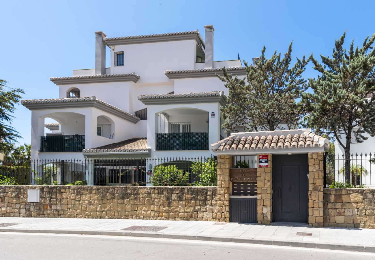 Ferienwohnung in Marbella - Balcon de Puente Romano