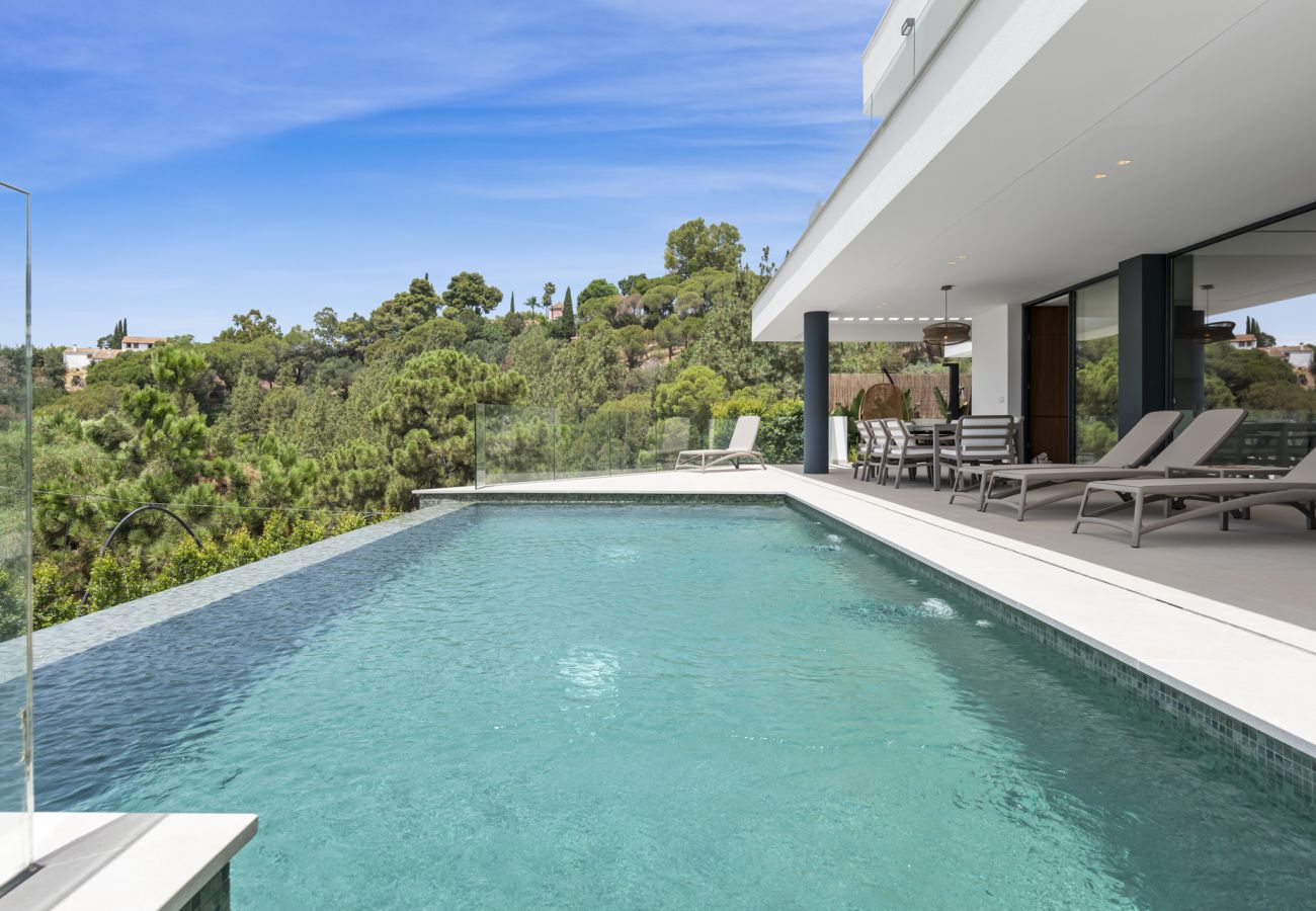 Villa in Benahavís - Villa Banus Heights