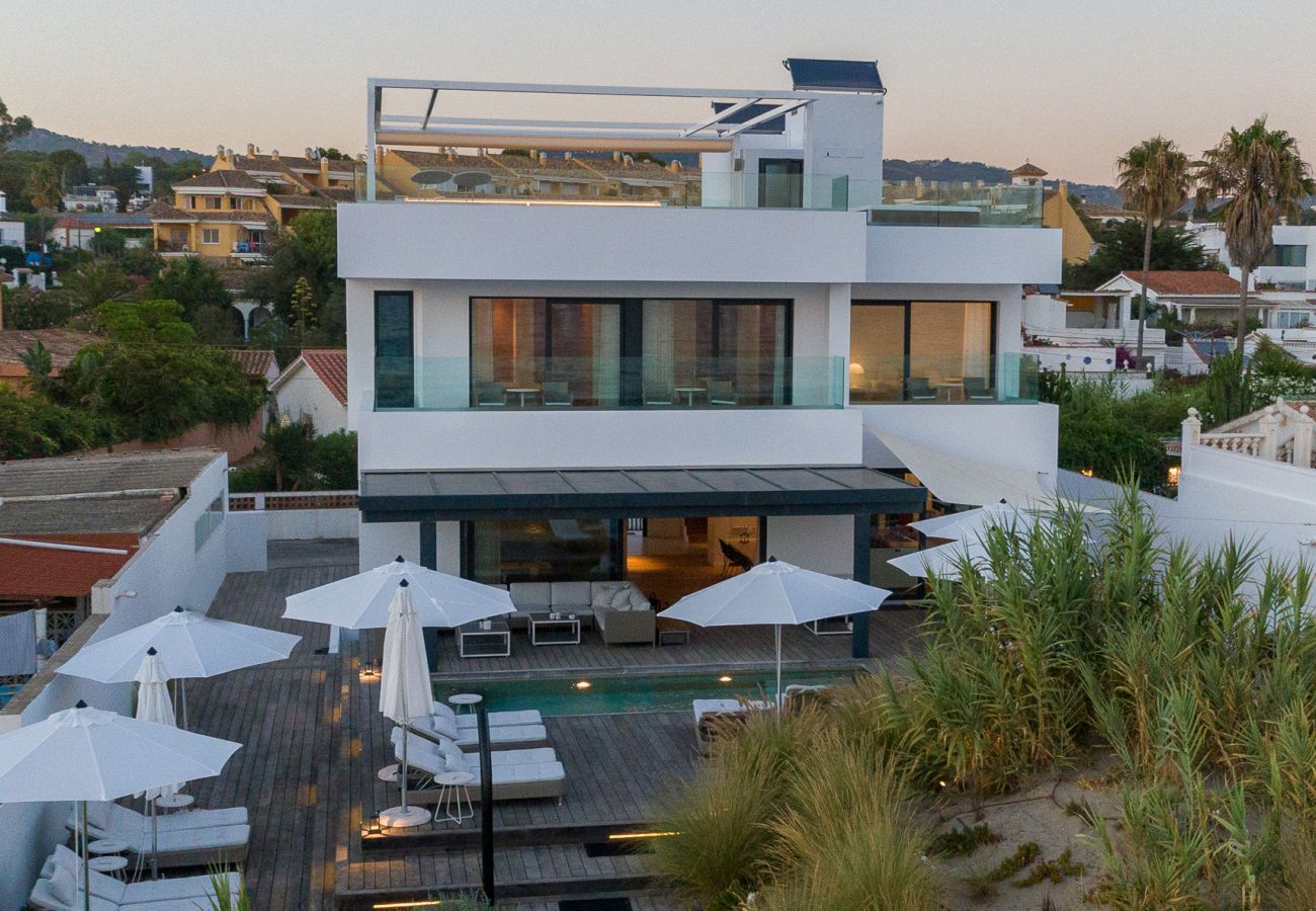 Villa en Marbella - The Beach House