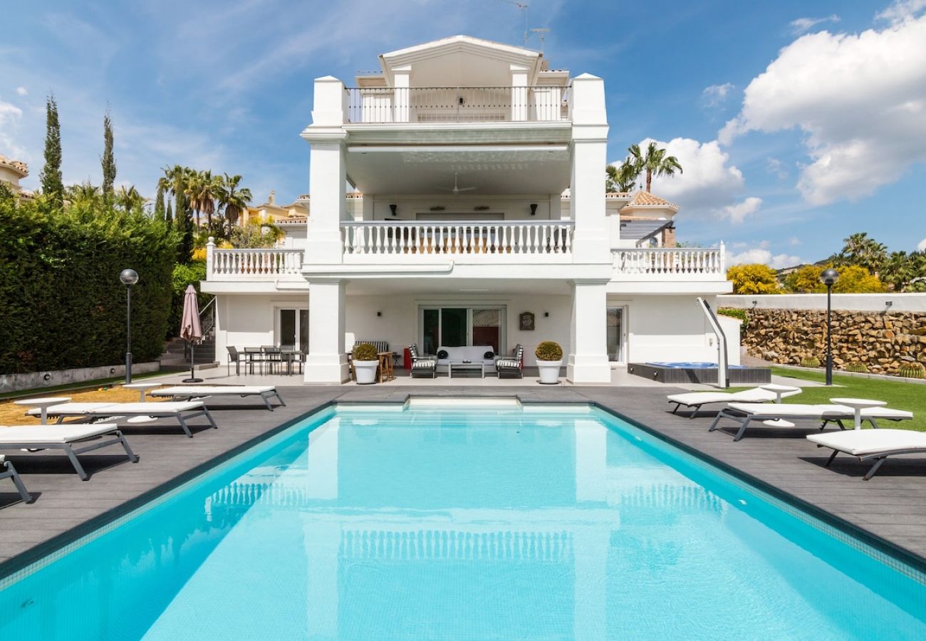 Villa en Marbella - Villa Perla Blanca