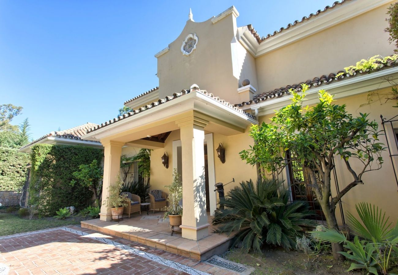 Villa en Marbella - Villa Elegancia