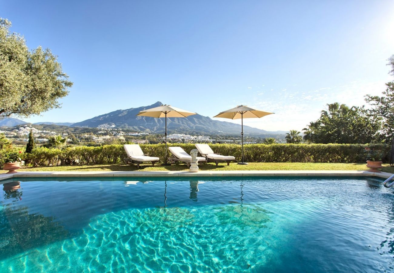 Villa en Marbella - Villa Elegancia