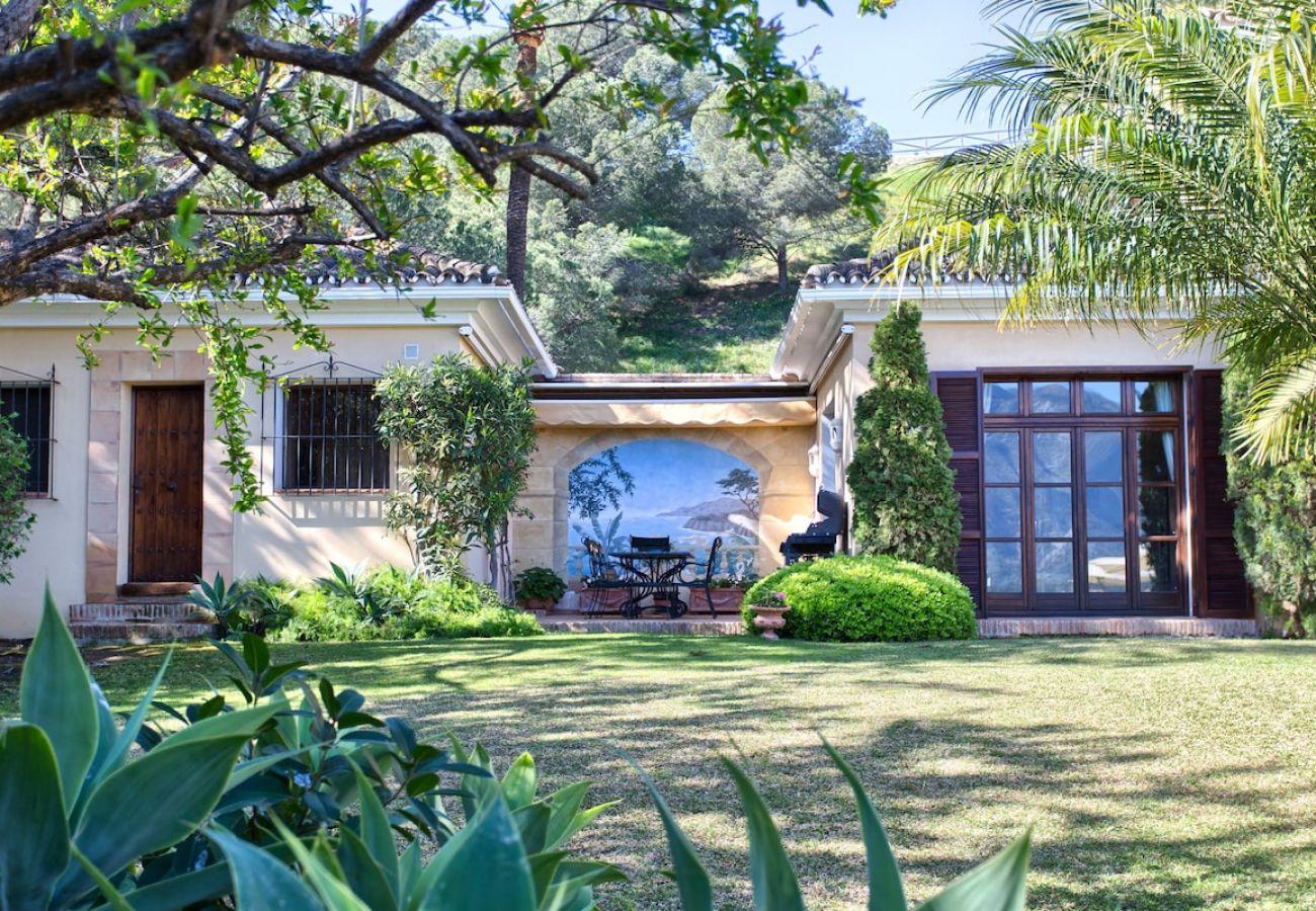 Villa en Marbella - Villa Elegancia