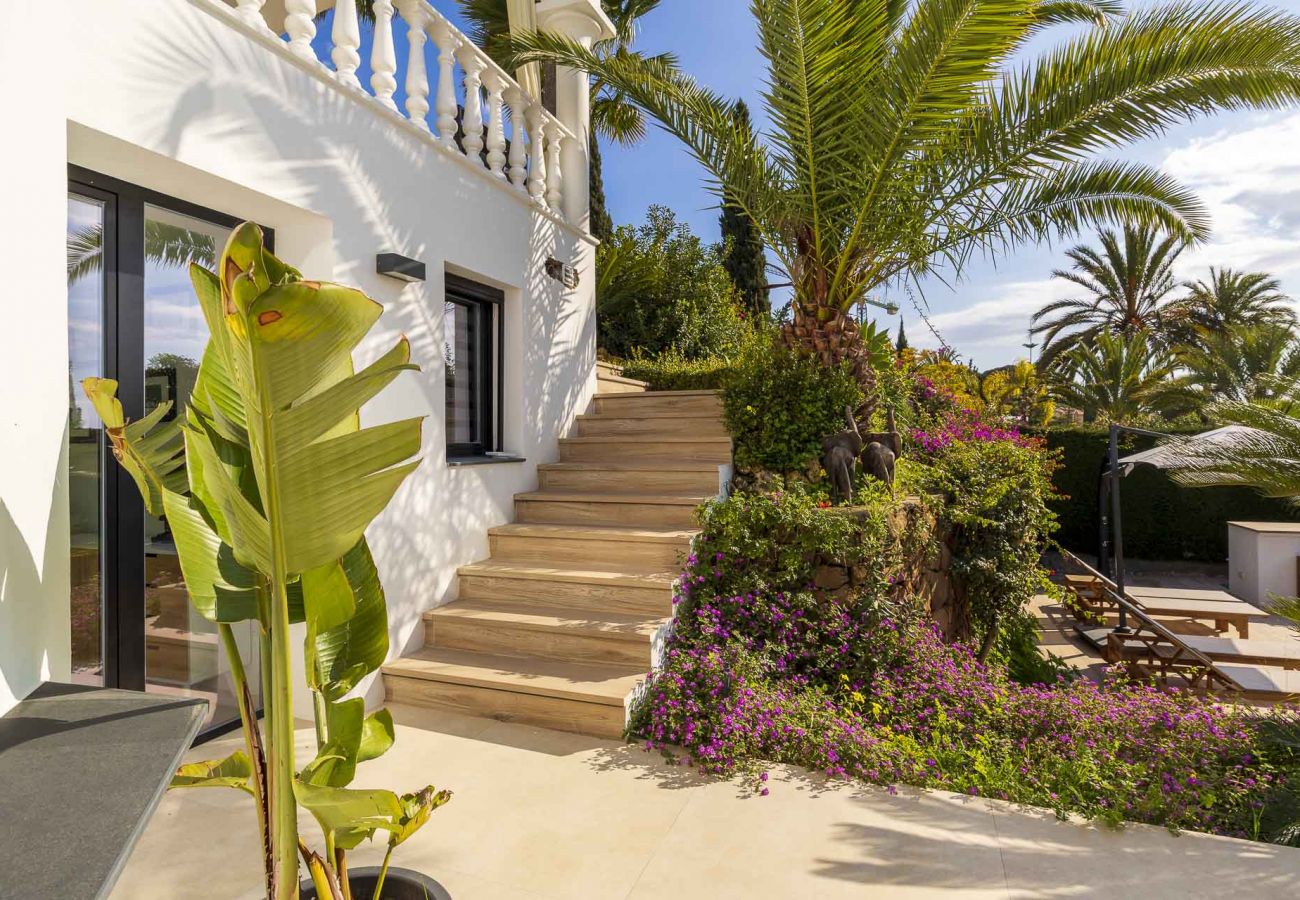 Villa en Estepona - Villa Feliz