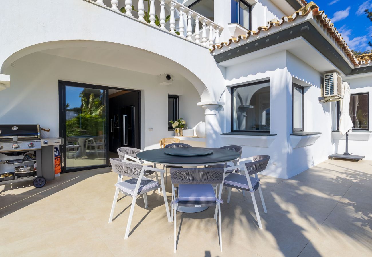 Villa en Estepona - Villa Feliz