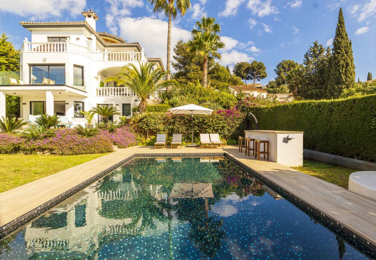 Villa en Estepona - Villa Feliz