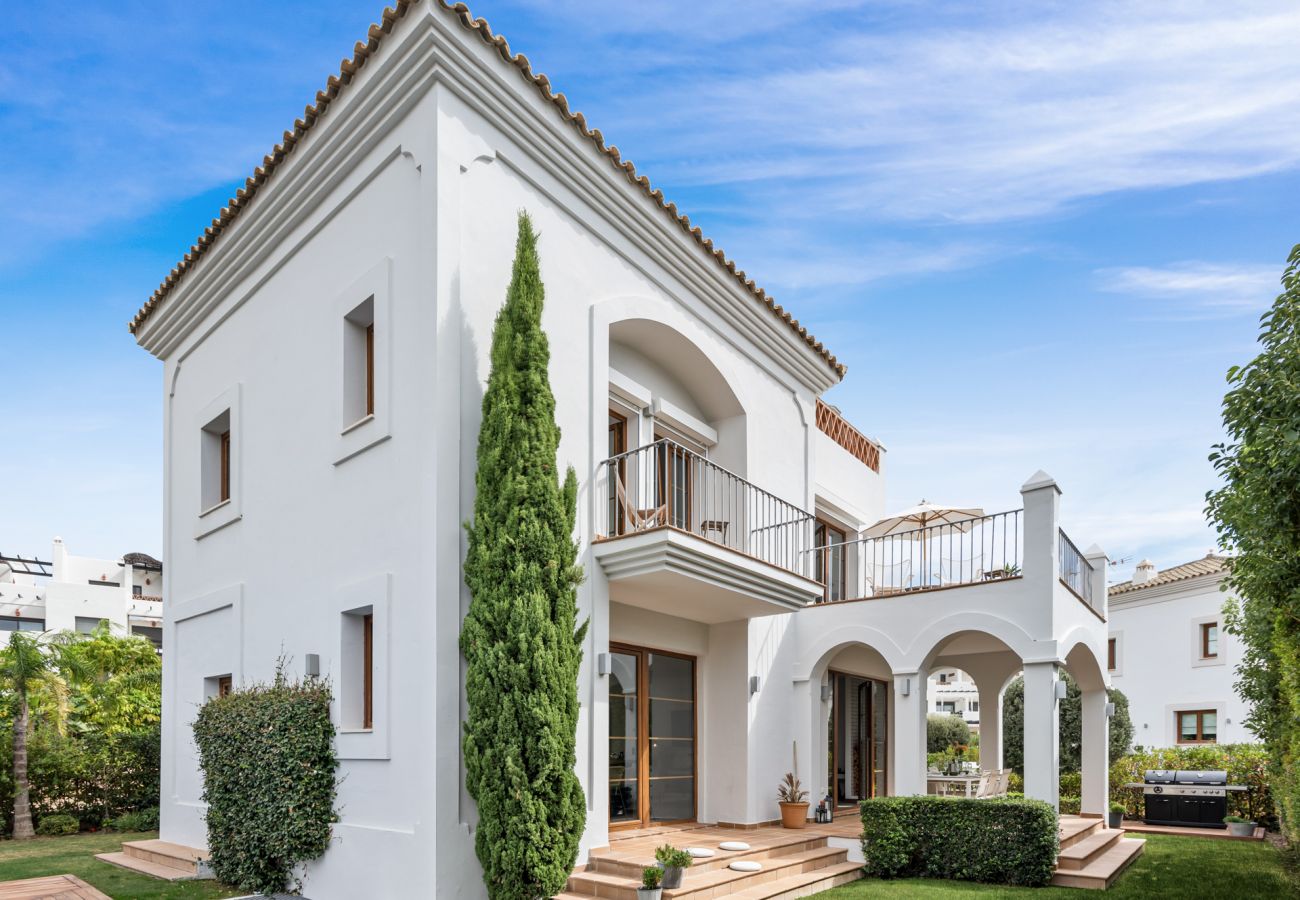 Villa en Estepona - Villa Pinot