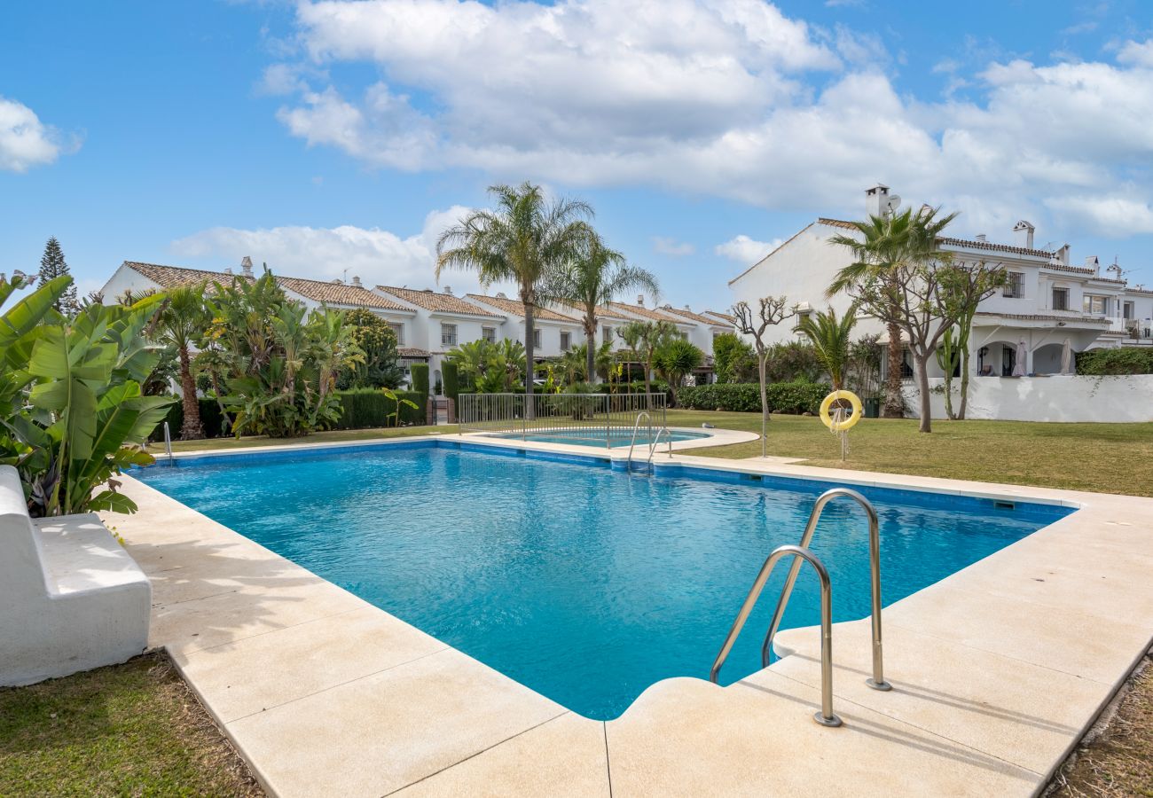 Maison mitoyenne à San Pedro de Alcántara - Casa Petunias