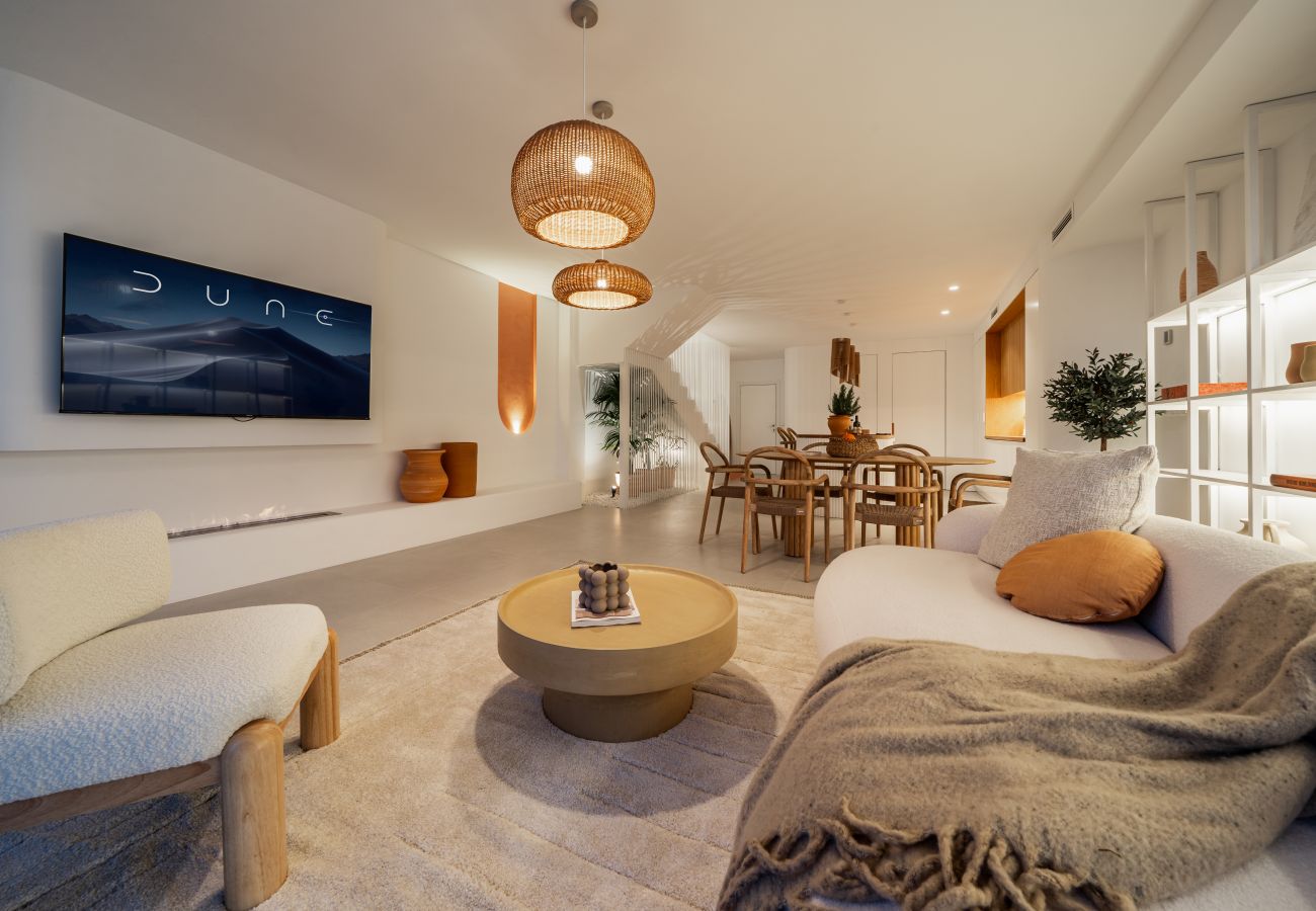 Townhouse in Marbella - Playa Bella - Designer Beach Escape