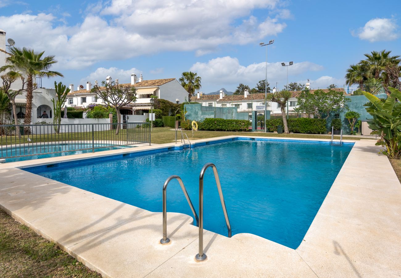 Townhouse in San Pedro de Alcántara - Casa Petunias